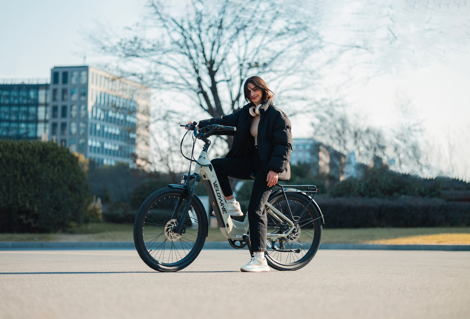 Glide Through Every Day with Breeze T: The Ultimate Comfort Step-Thru eBike for Everyday Rides