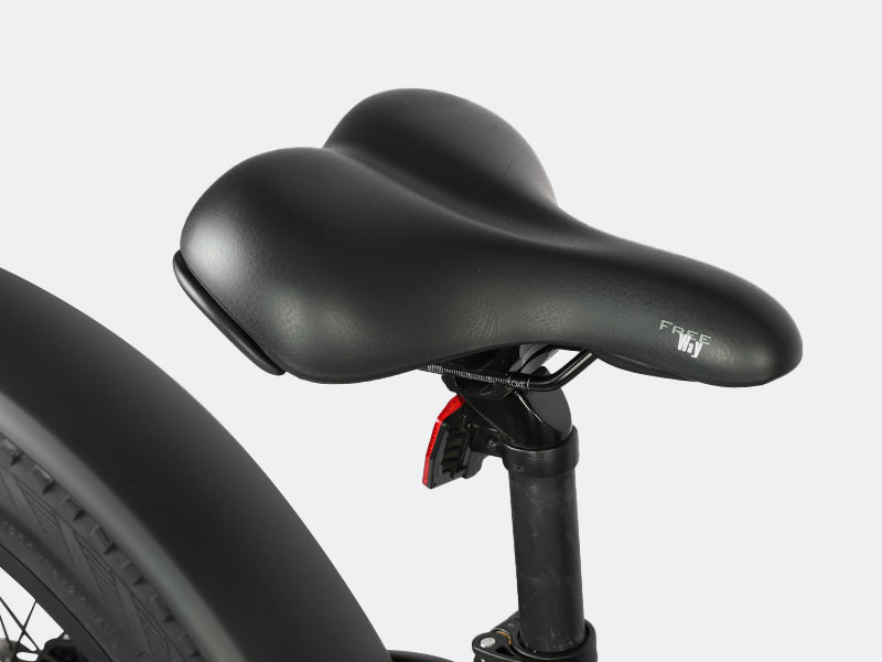 Comfortable Wide Saddle