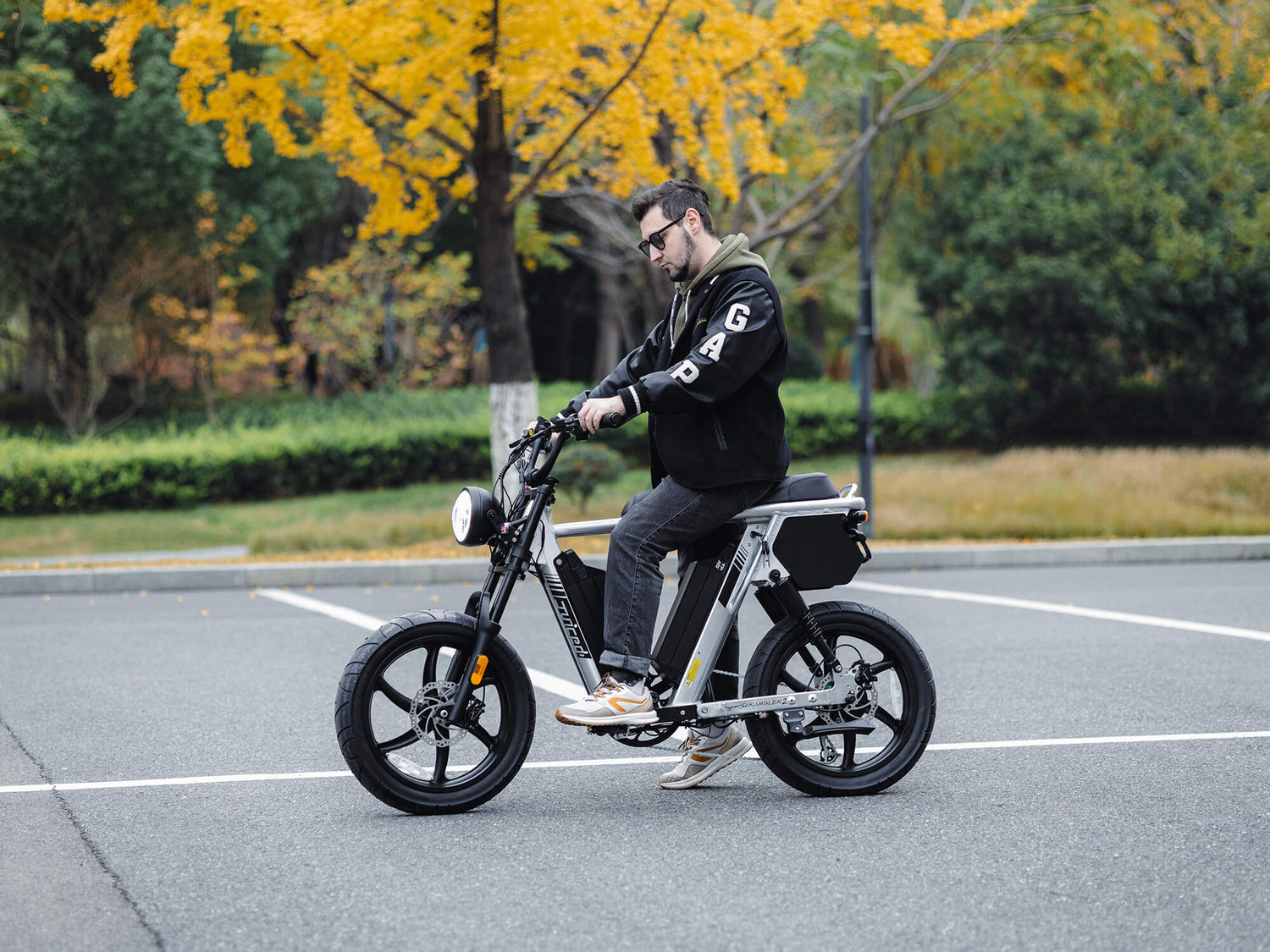 Clearance Sale Juiced Bikes HyperScrambler 2 Electric Bike